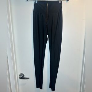 Black high spandex Lycra waisted leggings